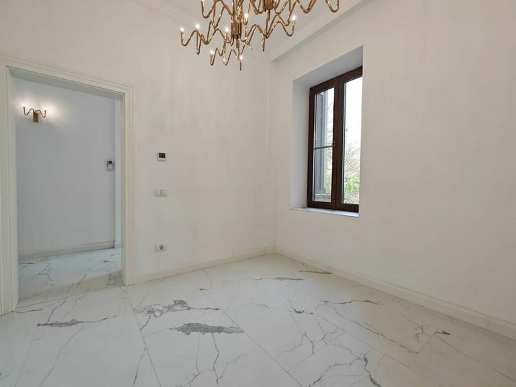 Apartament complet renovat - Piata Sinaia - Comision 0%