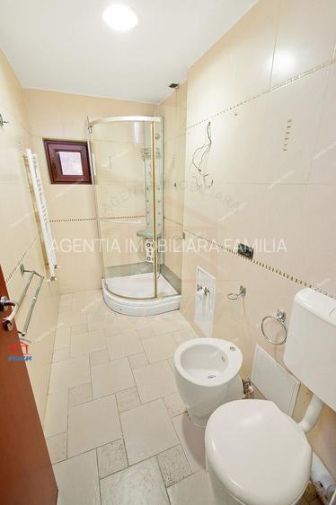 Apartament 3 camere dec in Galati Micro 21 vedere la Dunare langa turn - 8