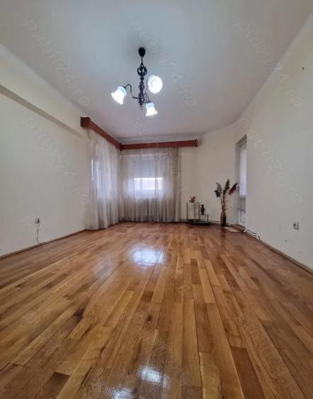 DE VANZARE I APARTAMENT 3 CAMERE I DECOMANDAT I ETAJ 1 I CENTRU I 73 MP I