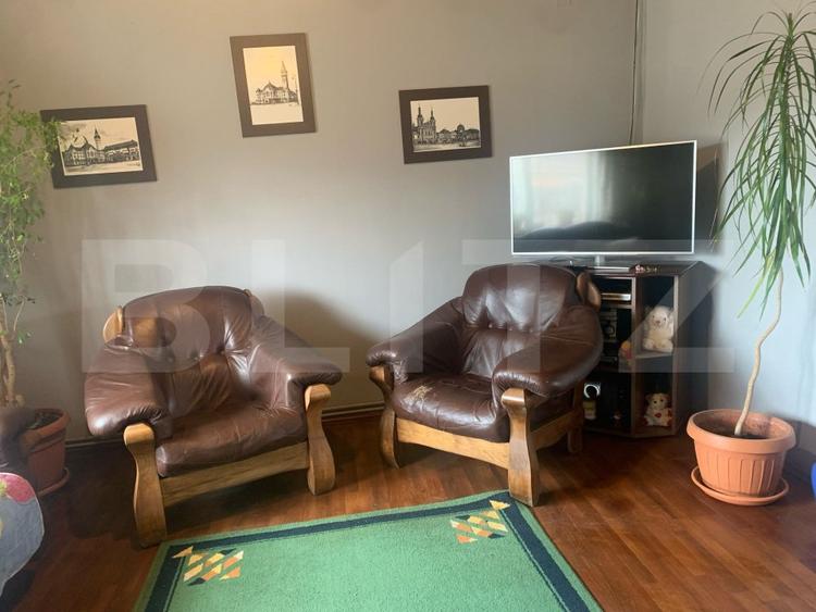 Casa de vanzare cu 3 camere, 80 mp, zona Mureșeni