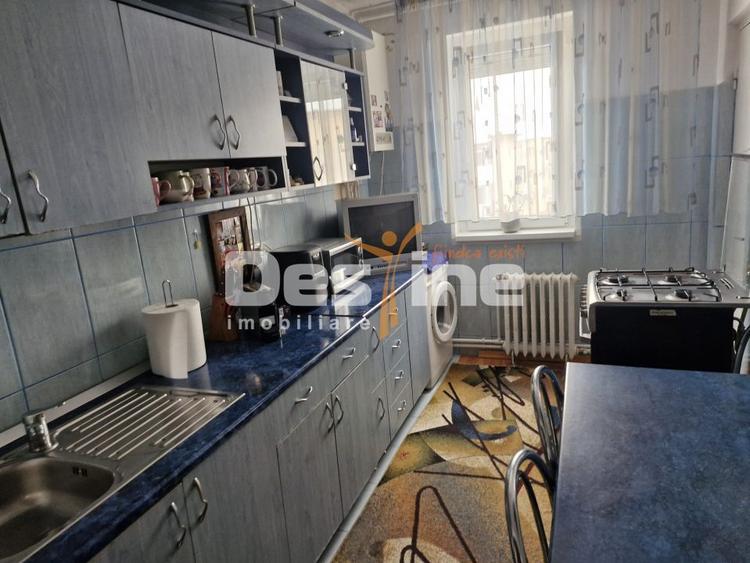 Apartament 2 camere, zona centrală, Cugir