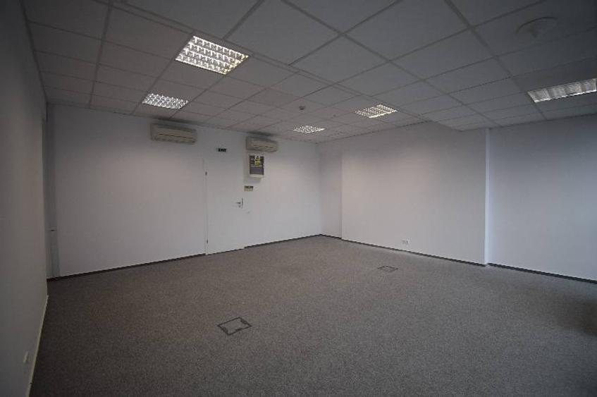 Delea Veche 24 cladirea A, Calea Calarasilor, 200 mp  0% comision!