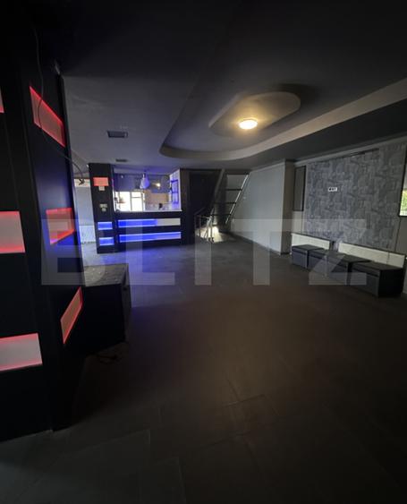 Spațiu comercial ultracentral de închiriat – fosta Carmen Silva, Dej