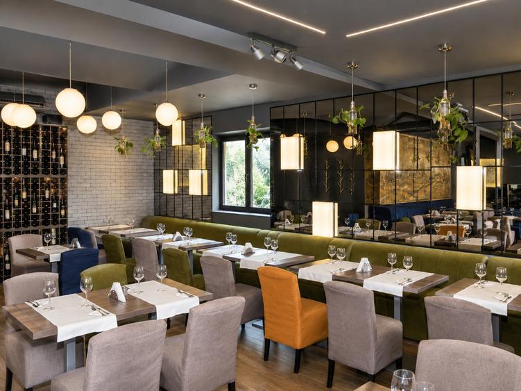 Spațiu Comercial 260 mp | Universitate | Ultracentral | Terasă 140mp