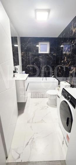 Casa 4 camere de vanzare in Cartierul Nou, Nojorid