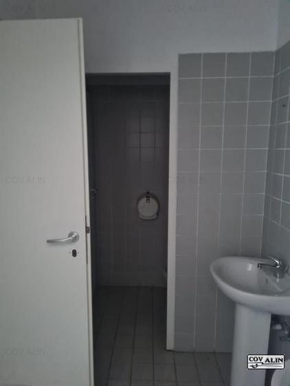 Spatiu Comercial in Centrul Civic, suprafata 263 mp, parter cu vitrina stradala!