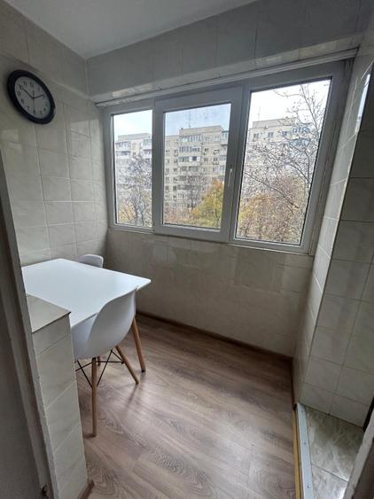Garsoniera de inchiriat, zona Favorit, direct proprietar
