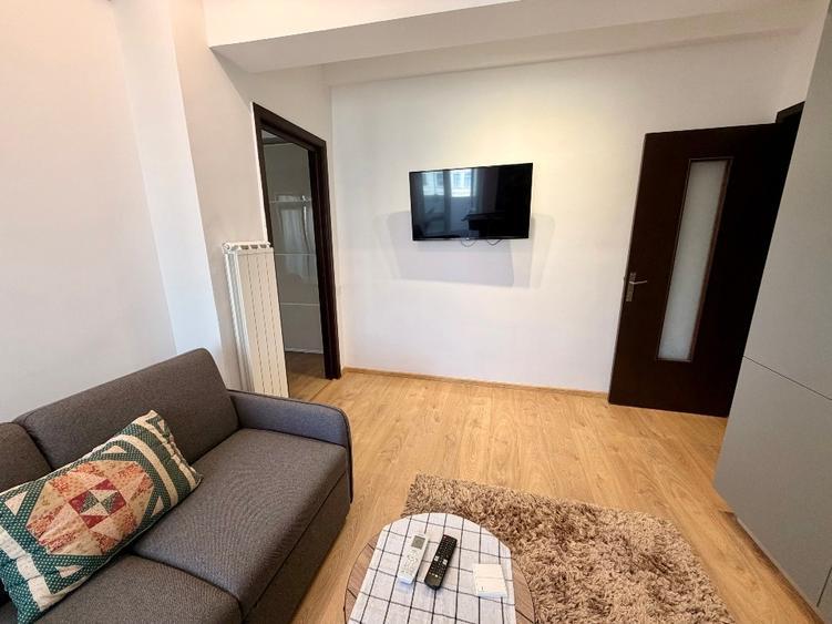 Apartament 2 camere/ Calea Victoriei/ Ultracentral/ Renovat