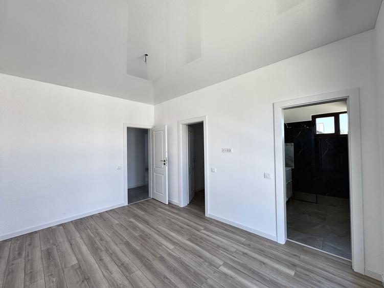 Duplex Domnești la Cheie | Încălzire Pardoseală | Mutare Imediată | 300mp