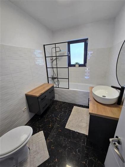 Casa individuala de vanzare, cu 3 camere, in Lunca Cetatuii