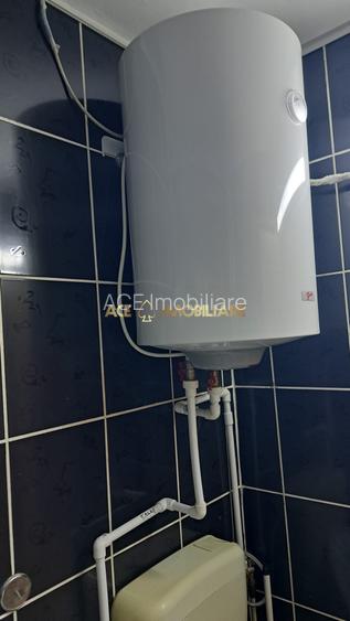 2 Camere de vanzare | Mosilor | Metrou | etaj 1 | Bloc 1986 Izolat |