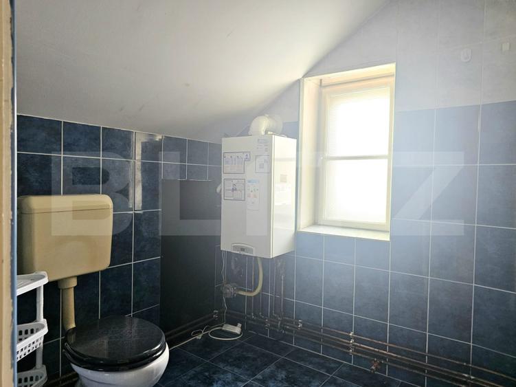 Spatiu comercial, 50 mp, parter inalt, zona Sinaia
