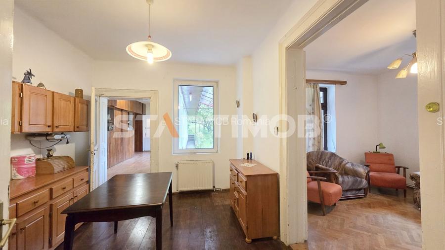 Casa 5 camere cu acces auto RASNOV - 19