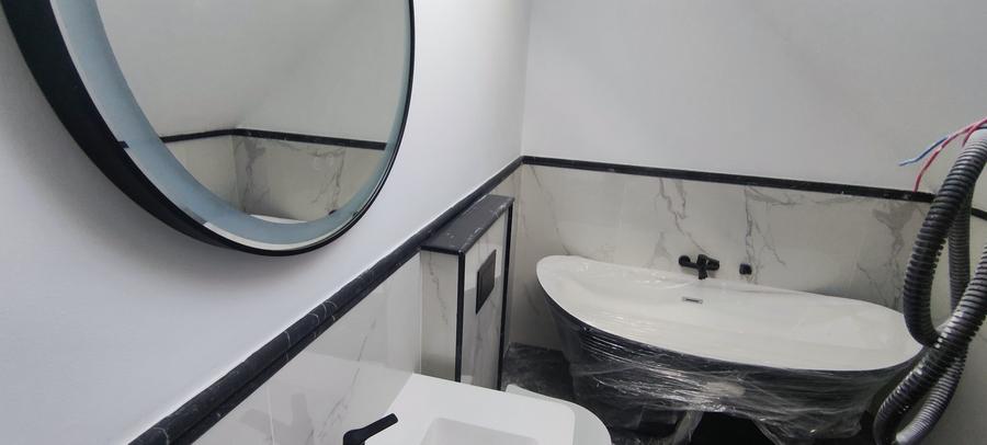 Apartament 3 camere Titan