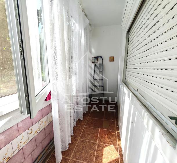 Apartament cu 3 camere de vanzare, zona Circumvalatiunii, Timisoara