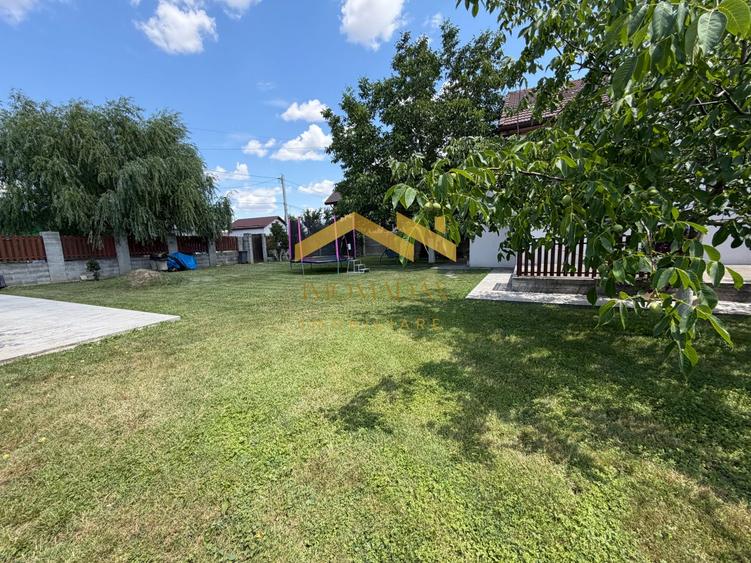 Casa Individuala - 4 camere- 800 mp teren -
