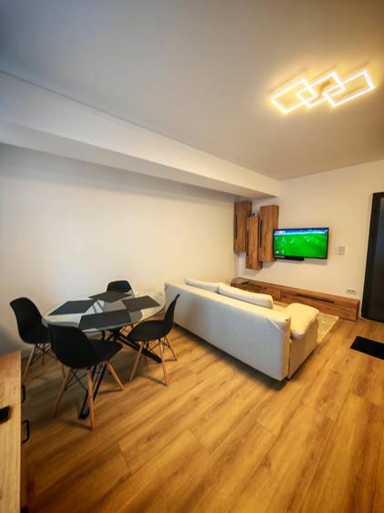 Studio Aparatorii Patriei | 6' metrou | parcare acoperita | Mobilat
