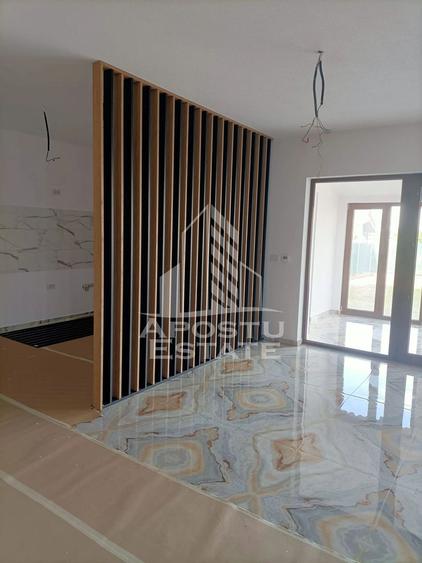 Casa de vanzare spatioasa, 5 camere si 3 bai, Giarmata, Comision 0