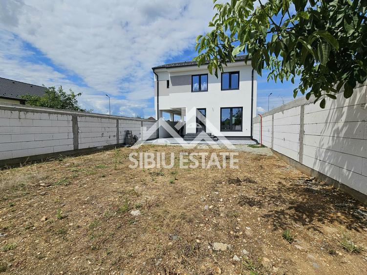 Casa Sibiu, teren 600 mp, spatiu si confort nou