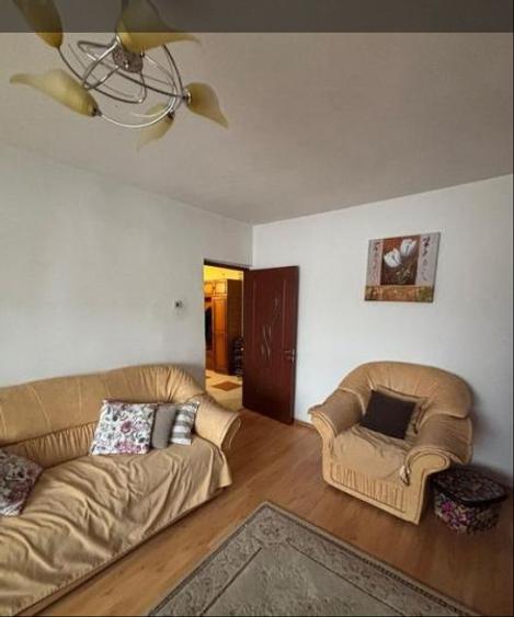 40562  Apartament 3 camere Dacia