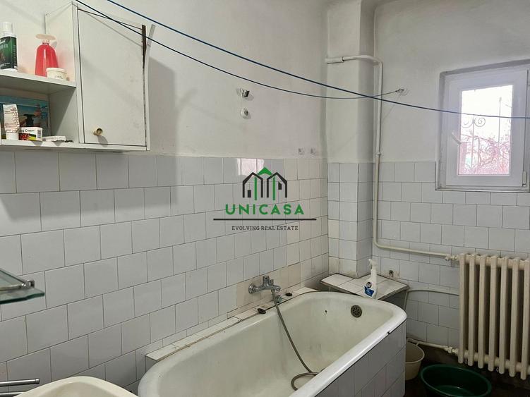 Casa Centru/ 4 camere / teren 920mp