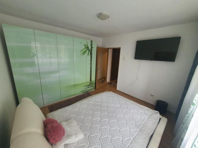 Apartament 2 camere in zona Olimpia