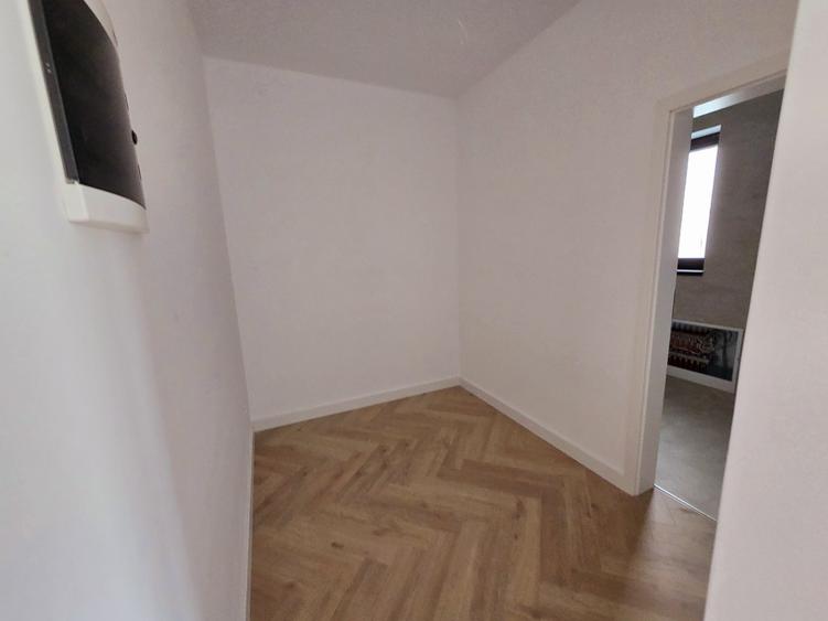Duplex cu pereti separati langa padure si acces facil spre DN