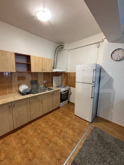 Apartament cu 2 camere, etaj 2, bloc cu lift, George Enescu