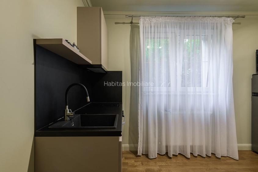 Proprietate in vila cu 2 familii, 4 camere, garaj, finisaje moderne - 25
