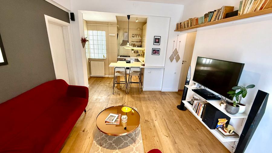 Toamnei, 3 camere mobilat-utilat, renovat, gata de mutat