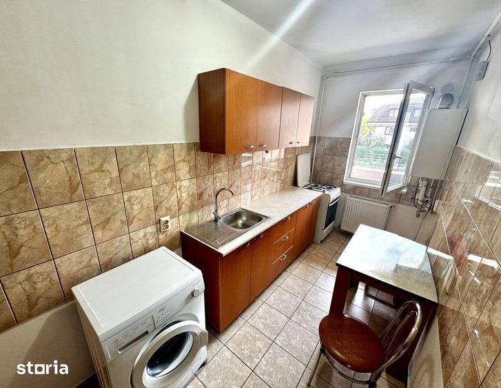 Garsoniera 40 mp decomandata etaj 1 din 2 + parcare dedicata