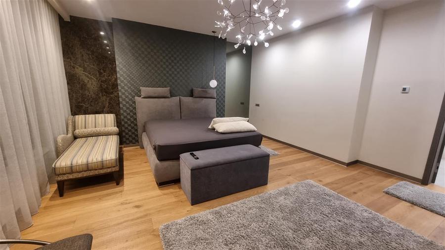 Apartament premium de 3 camere la vila zona Drumul Poienii