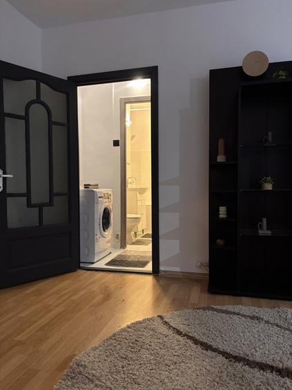 Apartament cu 2 camere, etajul 2/4, zona Alexandru cel Bun