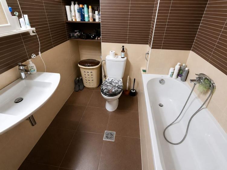 Apartament 2 camere, 47 mp + 3 mp, balcon, Gheorgheni