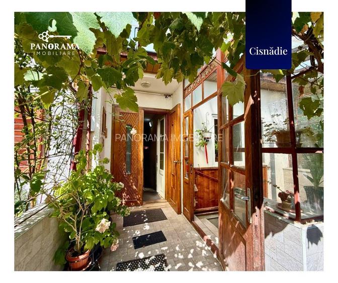 Casă cu grădină proprie, garaj, pivniță și teren în centrul Cisnădiei - 13