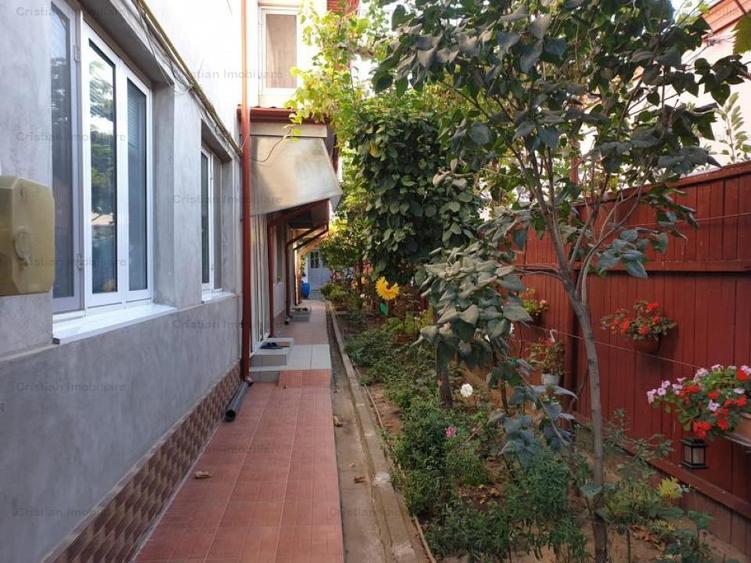 C.Galati -Independentei Vila P+1 299mp Construit anul 2000, teren 300mp
