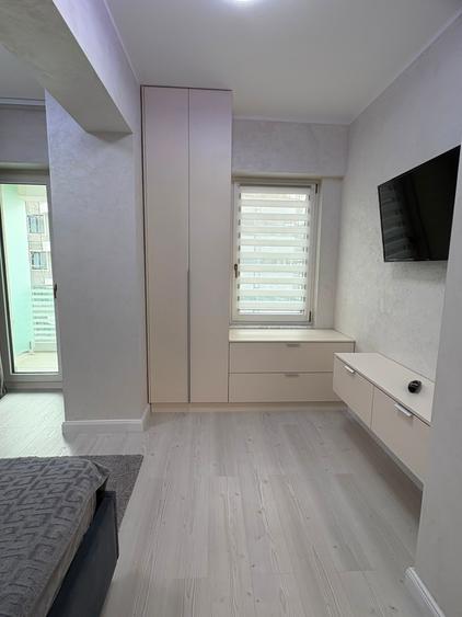 Apartament de inchiriat cu 3 camere decomandat- Royal Town Copou Iasi