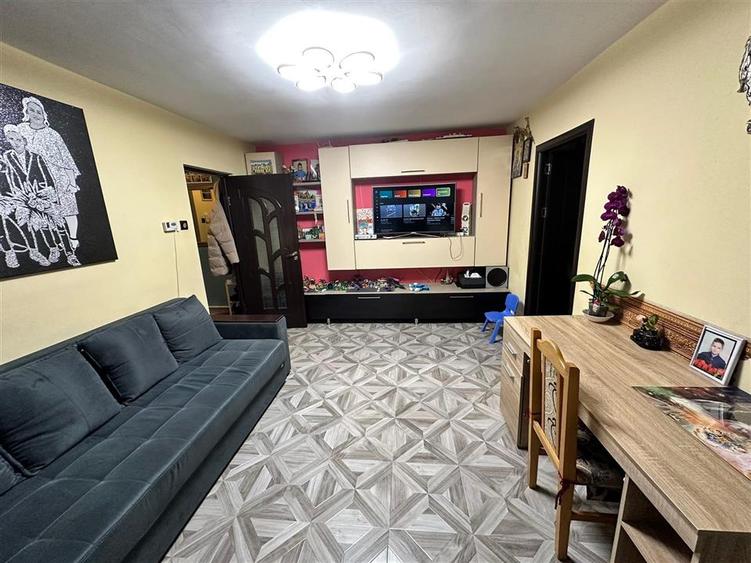 Apartament 2 camere semidecomandat, Podu Ros - Podu de Piatra