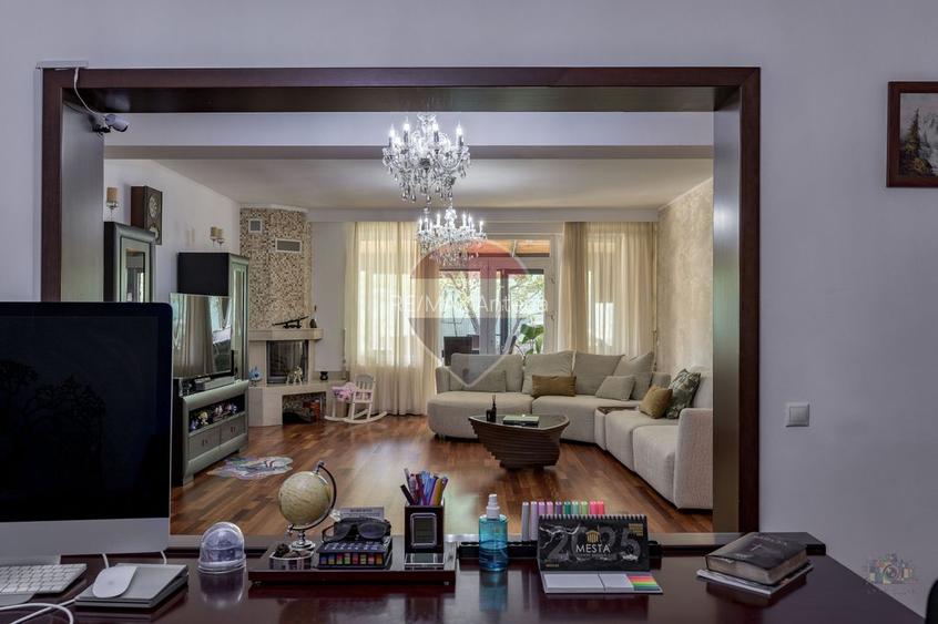Vilă renovată P+1+M  | Foișor vitrat, grădină și jacuzzi - 4