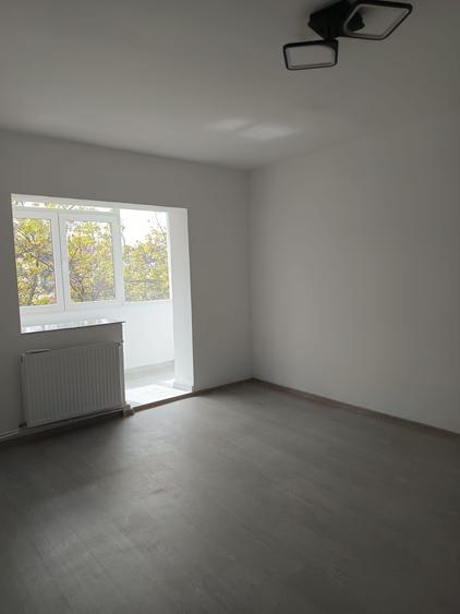Nicolina-Belvedere!Renovat complet, 2cam-decomandat, etaj 2/4, 56mp