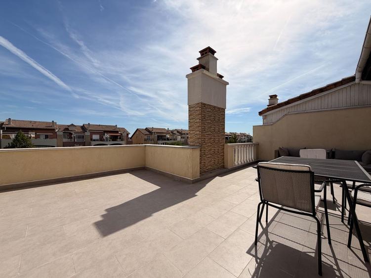 APARTAMENT 3 CAMERE | TERASA 40MP | 2 LOCURI DE PARCARE