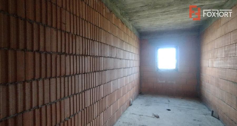 COMISION 0% Duplex la Rosu, 330 mp utili, asfalt, Sacalaz