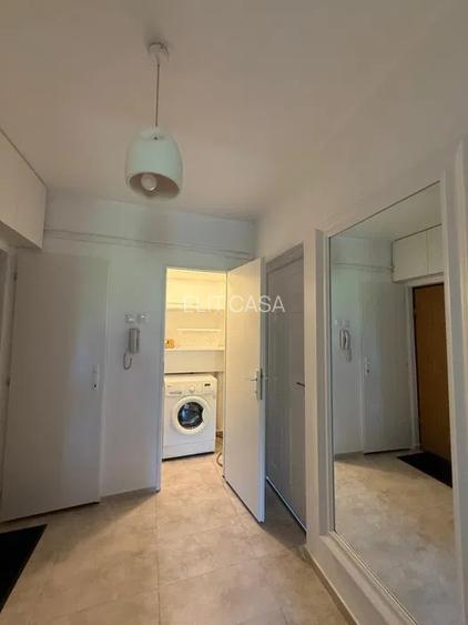 Apartament cu 2 camere, zona Podu Ros - 6