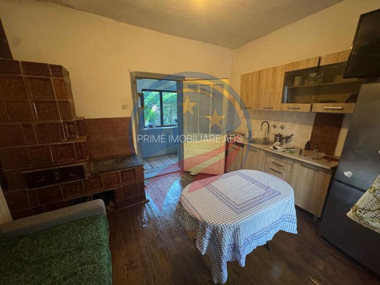 Casă de vânzare în Comuna Orodel – proprietate îngrijită, gata de locuit și cu p - 12