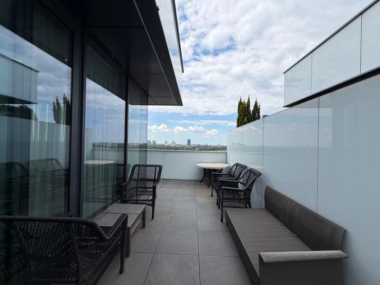 Penthouse in Cortina Herăstrău,acces din lift,3 parcări incluse