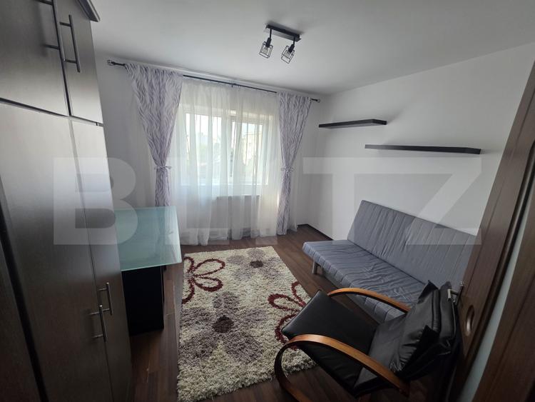 Apartament 3 camere, 74 mp, zona Bartolomeu