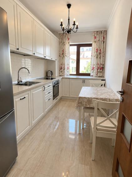 Apartament 3 camere | Tei | 90 mp | Bloc nou | 2 băi | Parcare privată