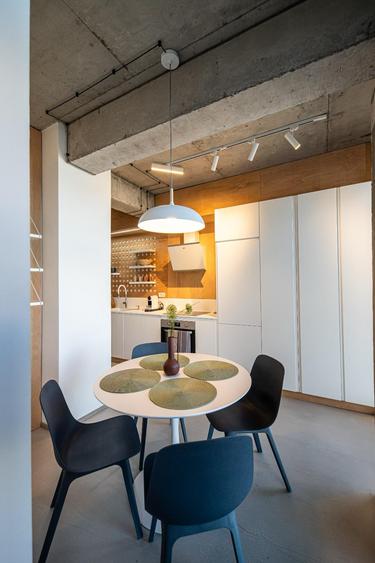 Vedere la mare apartament deosebit mobilat lux chirie termen lung
