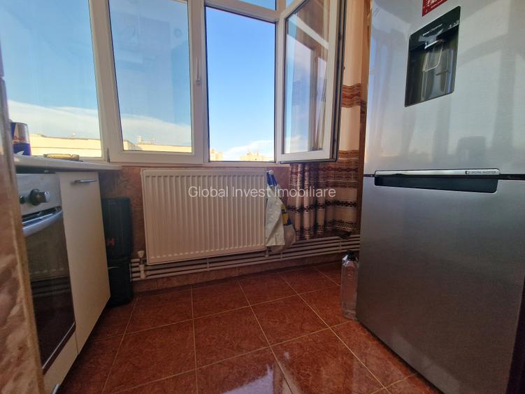 Navodari(Sud)- 3 camere decomandate confort 0, parcare, gaze - 87.000euro - 11