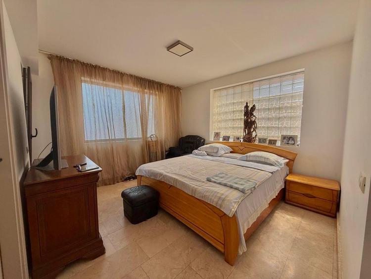 Vila cu potential rezidential sau investitie Faleza Nord 300 m de mare
